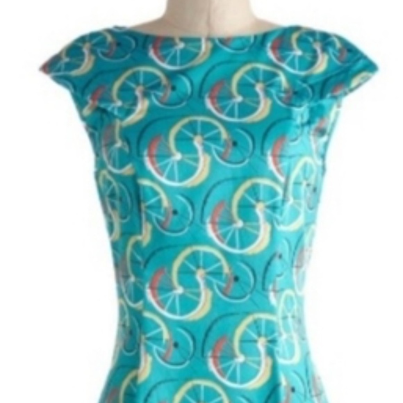 Tatyana Bicycle Wheel Dress - Picture 2 of 3